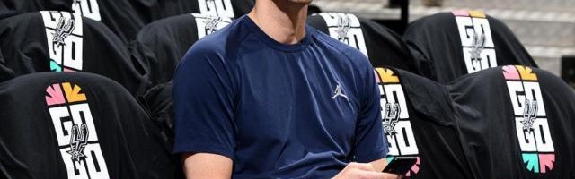 公牛副总裁首次面对老东家 掘金球员向他感谢致意