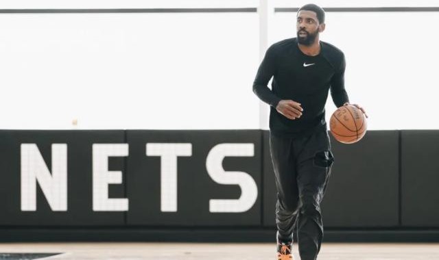 开云-季前赛表现满分！合同年欧文一鼓作气扭转风评？